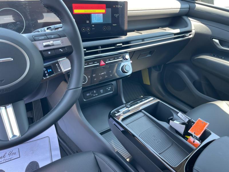 new 2025 Hyundai TUCSON Hybrid car, priced at $37,194