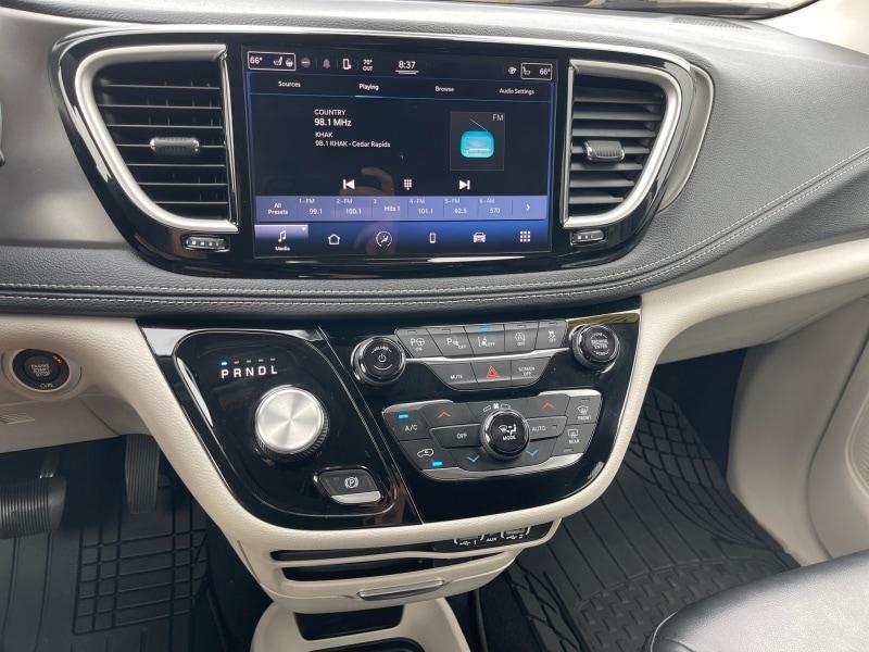 used 2022 Chrysler Pacifica car, priced at $31,970