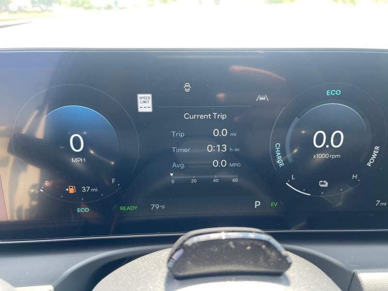 new 2025 Hyundai TUCSON Hybrid car, priced at $37,694