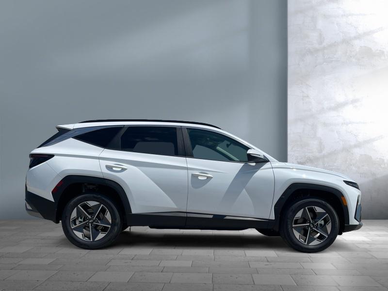 new 2025 Hyundai TUCSON Hybrid car, priced at $37,694