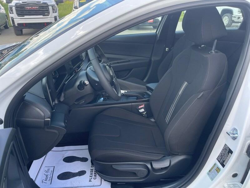 new 2025 Hyundai Elantra car, priced at $25,909