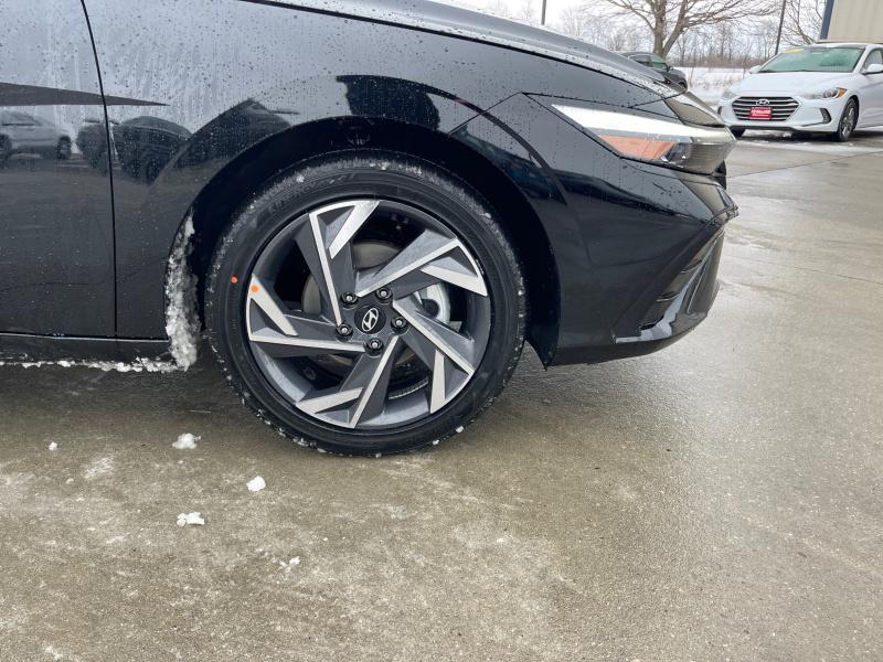 new 2025 Hyundai ELANTRA HEV car, priced at $27,999