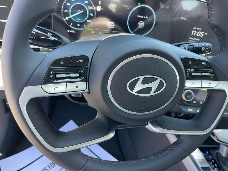 new 2025 Hyundai ELANTRA HEV car, priced at $31,914