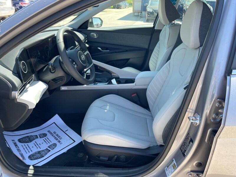 new 2025 Hyundai ELANTRA HEV car, priced at $31,914