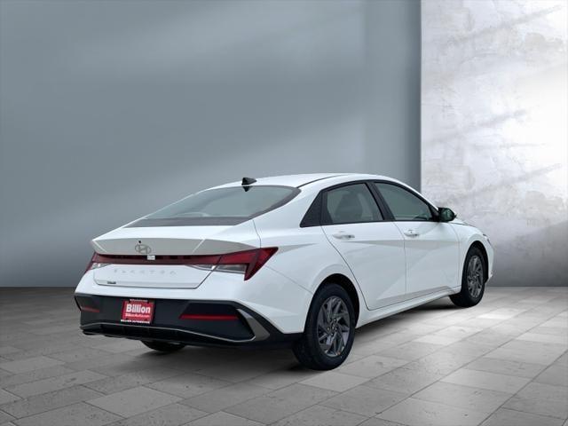 new 2024 Hyundai Elantra car, priced at $24,179