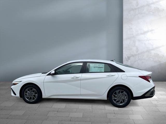 new 2024 Hyundai Elantra car, priced at $24,179