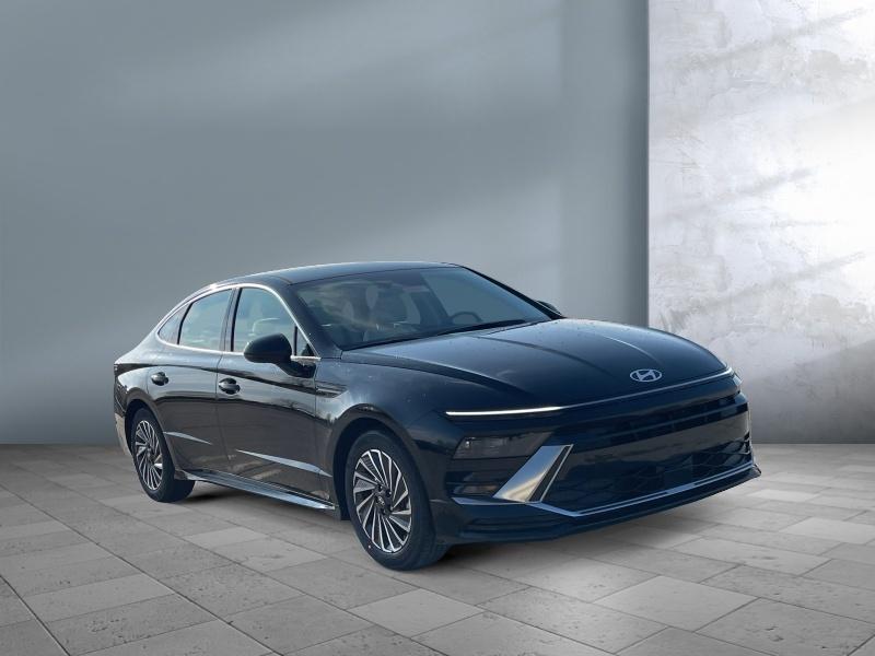 new 2025 Hyundai Sonata Hybrid car, priced at $33,109