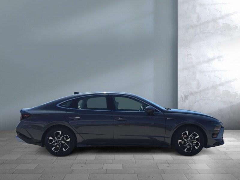 new 2025 Hyundai Sonata car, priced at $31,729