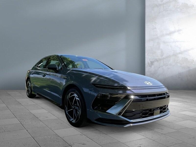 new 2025 Hyundai Sonata car, priced at $33,159