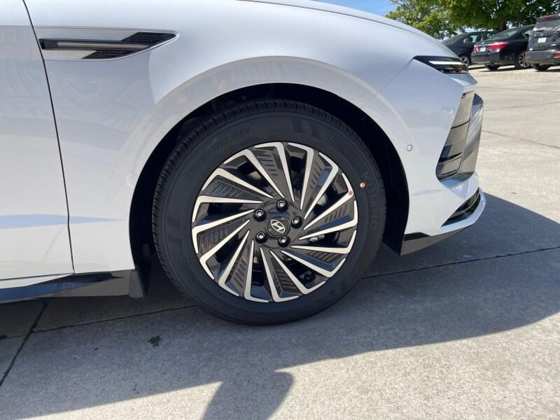 new 2025 Hyundai Sonata Hybrid car, priced at $40,359