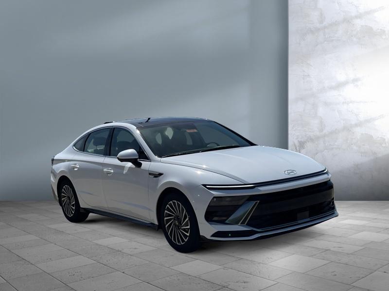 new 2025 Hyundai Sonata Hybrid car, priced at $40,359