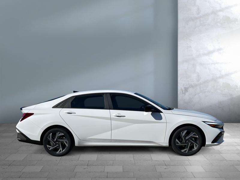 new 2025 Hyundai Elantra car, priced at $25,534