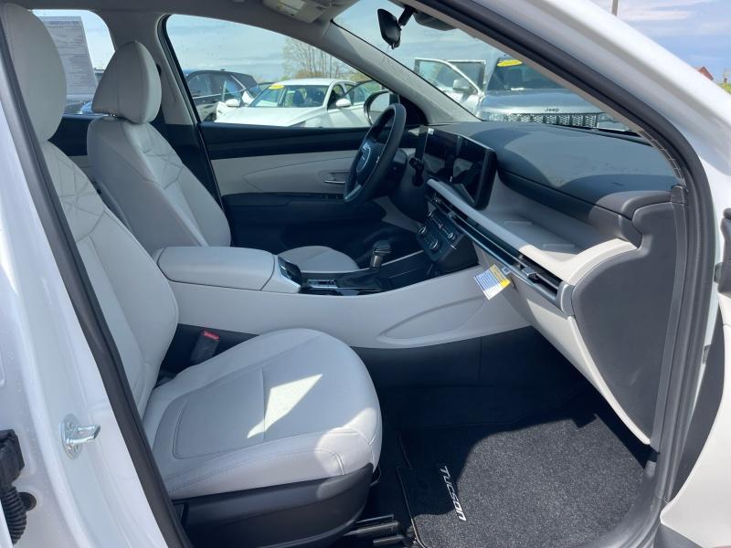 new 2025 Hyundai Tucson car, priced at $33,319