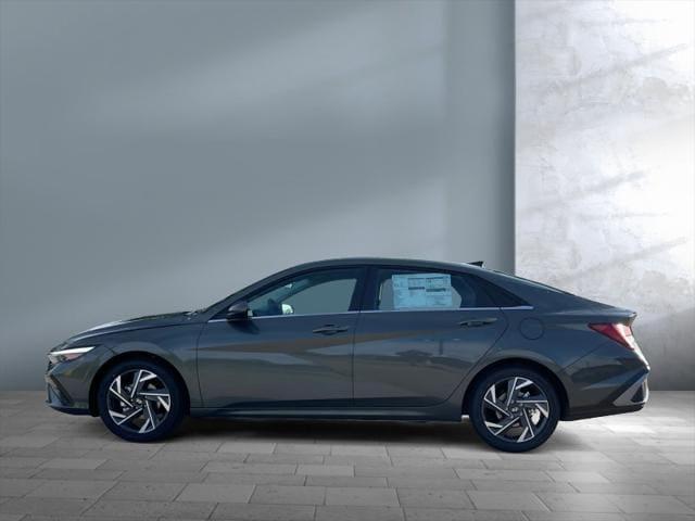 new 2024 Hyundai Elantra car, priced at $26,939