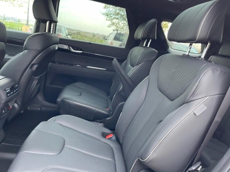 new 2025 Hyundai Palisade car, priced at $56,154