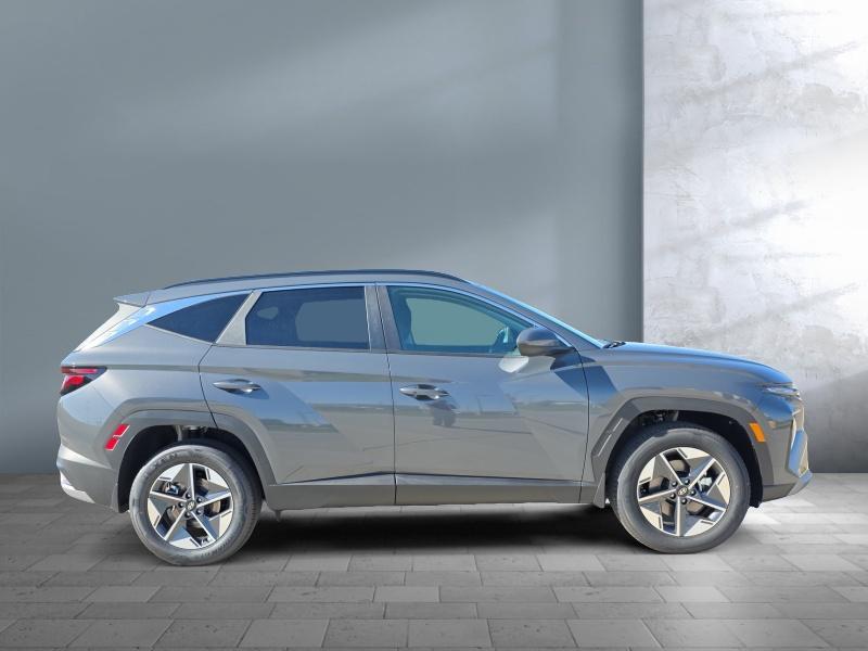 new 2026 Hyundai TUCSON Hybrid car, priced at $36,374