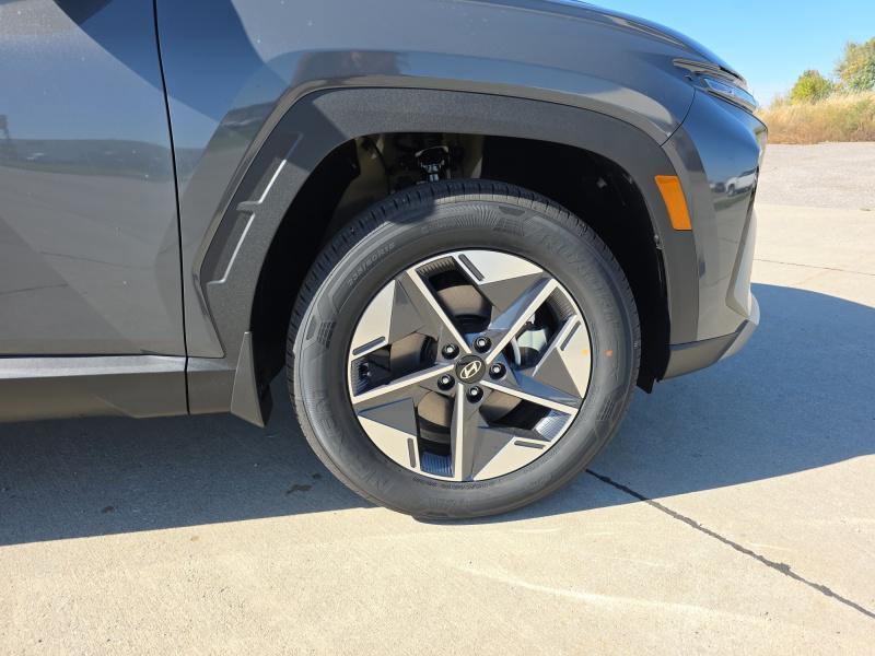 new 2026 Hyundai TUCSON Hybrid car, priced at $36,374