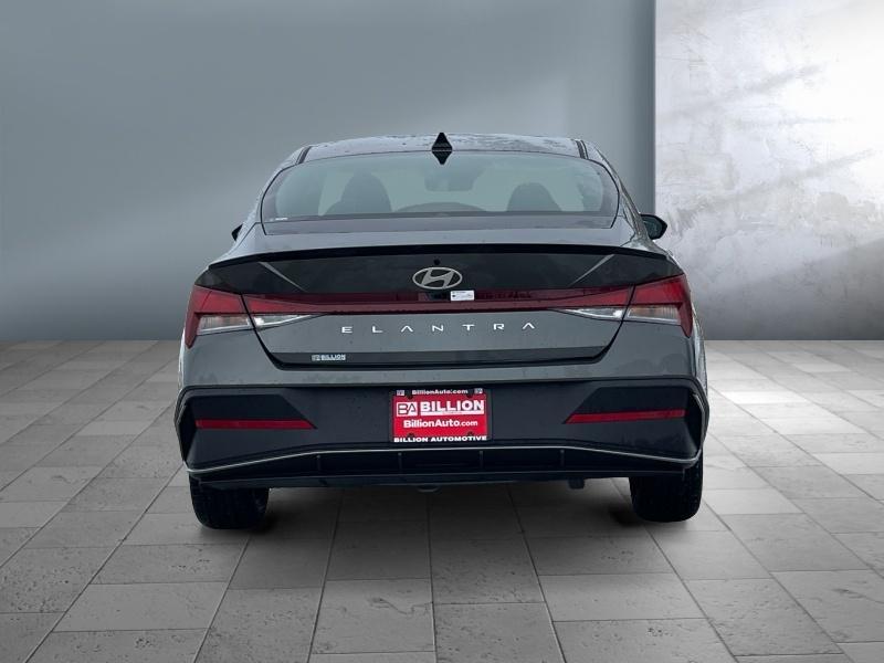 new 2025 Hyundai Elantra car, priced at $25,159