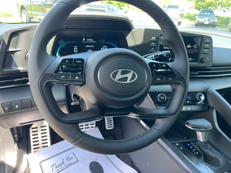 new 2025 Hyundai Elantra car, priced at $25,409