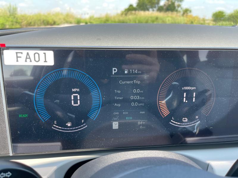 new 2025 Hyundai TUCSON Hybrid car, priced at $34,049