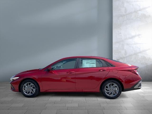 new 2024 Hyundai Elantra car, priced at $23,634