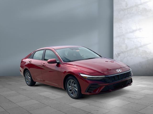 new 2024 Hyundai Elantra car, priced at $23,634