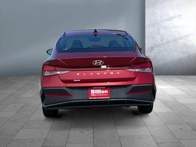 new 2024 Hyundai Elantra car, priced at $23,634