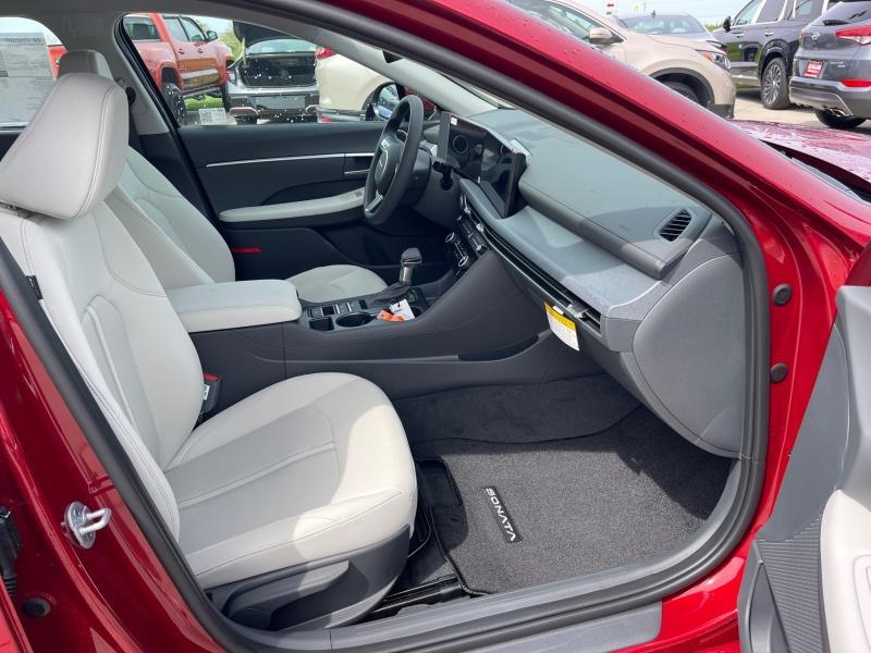 new 2025 Hyundai Sonata car, priced at $29,589
