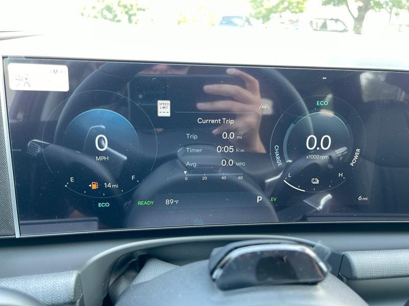 new 2025 Hyundai TUCSON Hybrid car, priced at $37,129