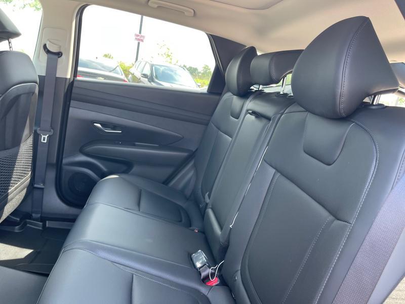 new 2025 Hyundai TUCSON Hybrid car, priced at $37,129