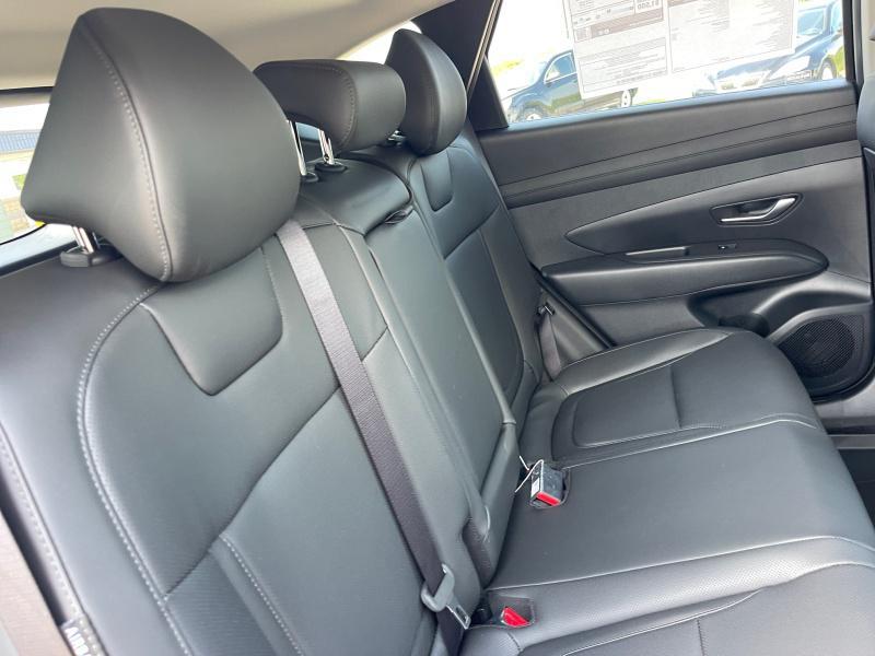 new 2025 Hyundai TUCSON Hybrid car, priced at $37,129