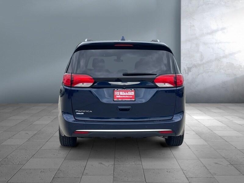 used 2018 Chrysler Pacifica car, priced at $16,495