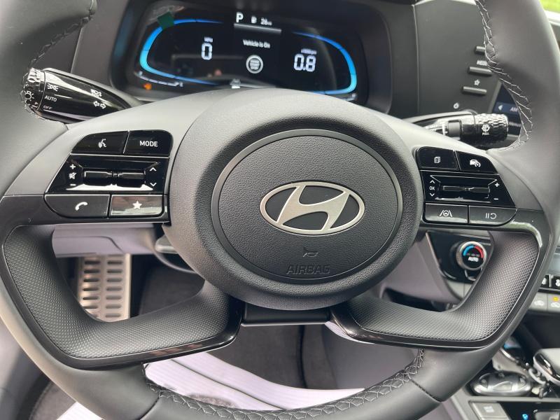 new 2025 Hyundai Elantra car, priced at $25,409