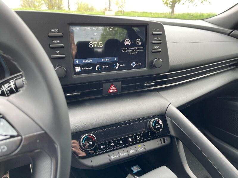 new 2025 Hyundai Elantra car, priced at $25,409