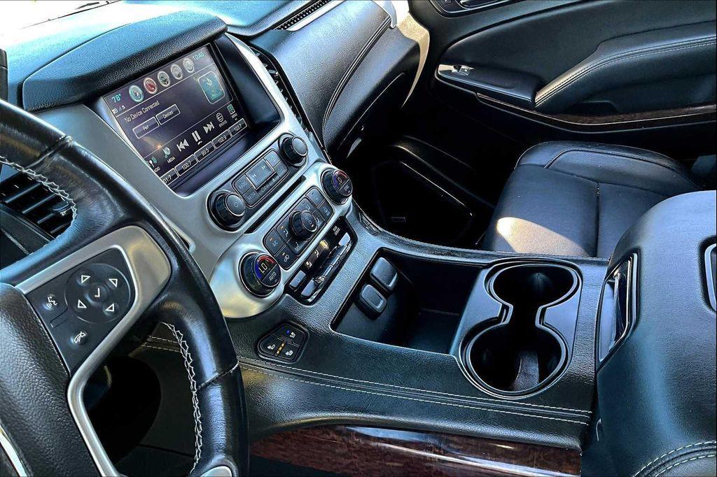 used 2020 GMC Yukon XL car, priced at $31,692