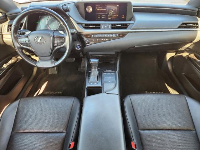 used 2019 Lexus ES 300h car, priced at $22,995