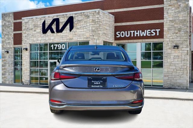 used 2019 Lexus ES 300h car, priced at $22,995