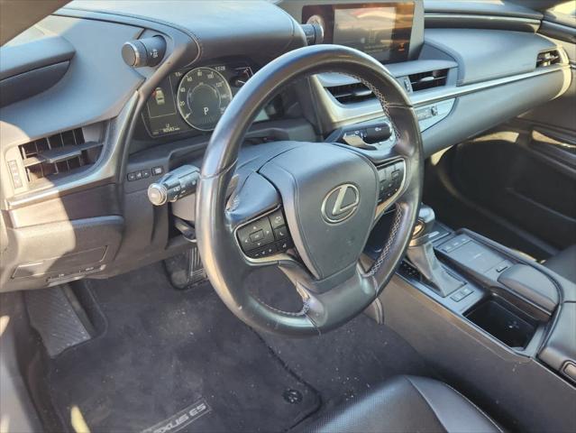 used 2019 Lexus ES 300h car, priced at $22,995