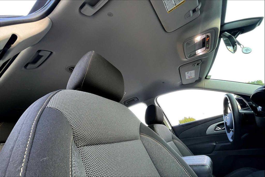 used 2020 Chevrolet Traverse car, priced at $15,999