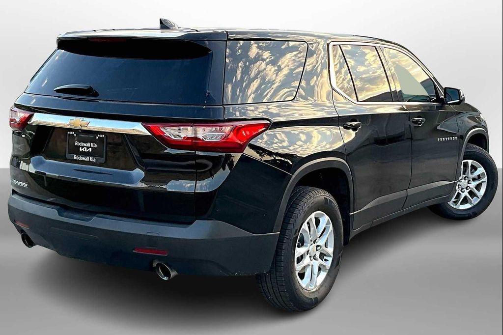 used 2020 Chevrolet Traverse car, priced at $15,999