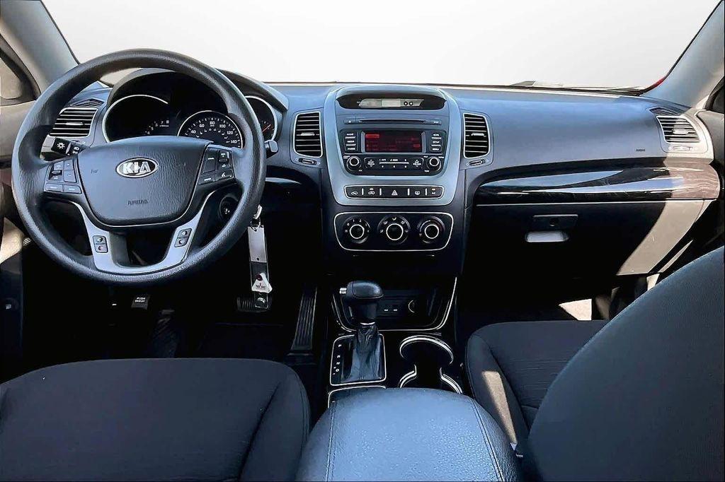 used 2014 Kia Sorento car, priced at $7,692