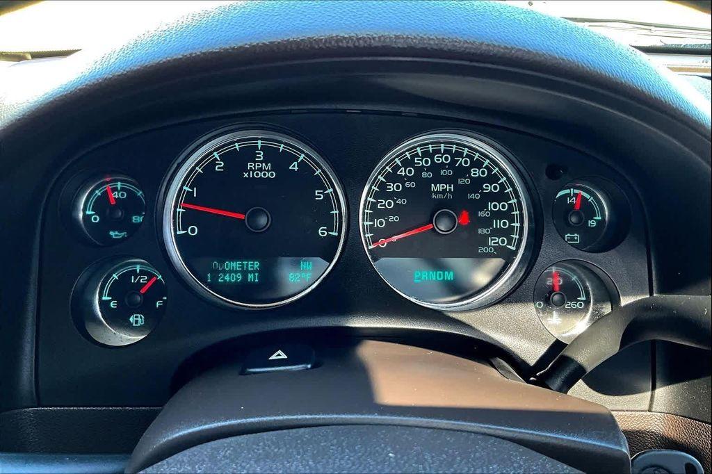 used 2014 GMC Yukon car, priced at $10,999