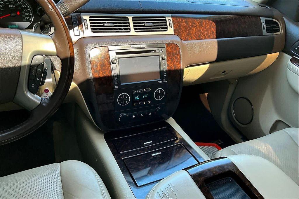 used 2014 GMC Yukon car, priced at $10,999