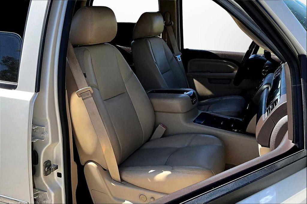 used 2014 GMC Yukon car, priced at $13,593