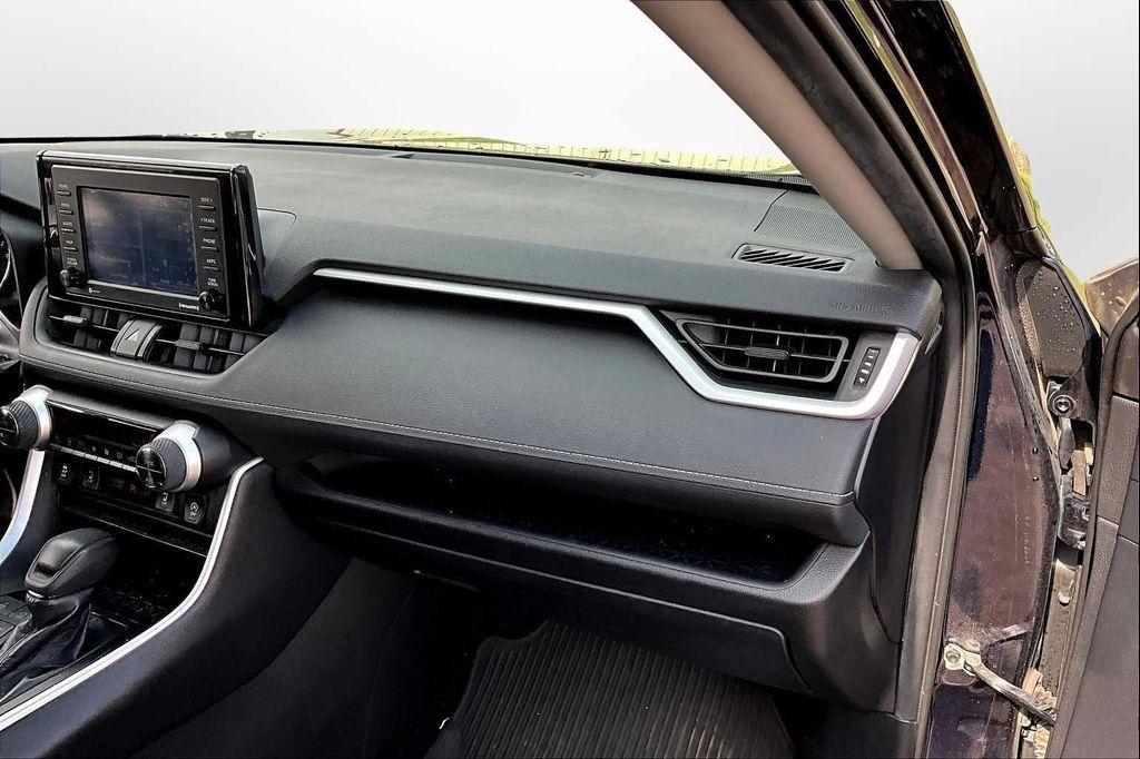 used 2020 Toyota RAV4 car, priced at $22,992