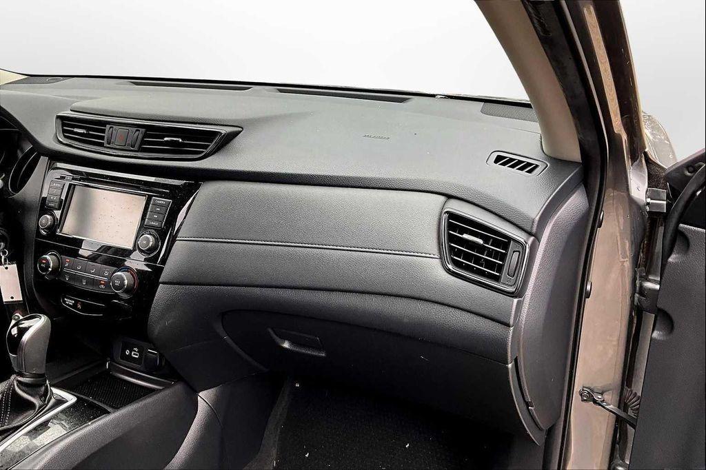 used 2020 Nissan Rogue car, priced at $14,991