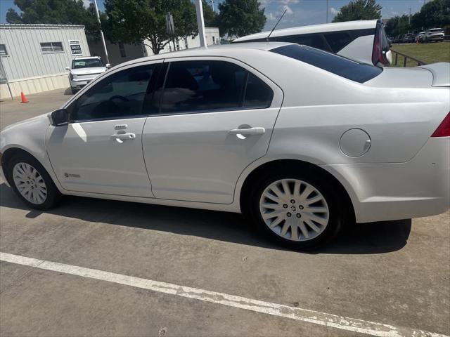 used 2010 Mercury Milan Hybrid car, priced at $5,991