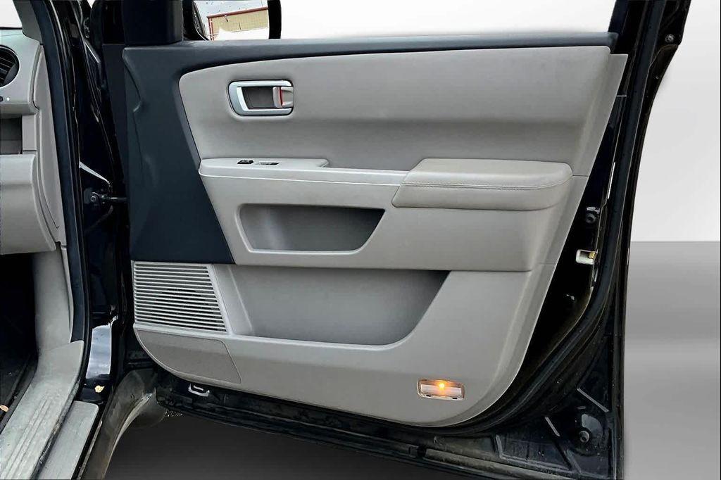 used 2012 Honda Pilot car, priced at $9,692