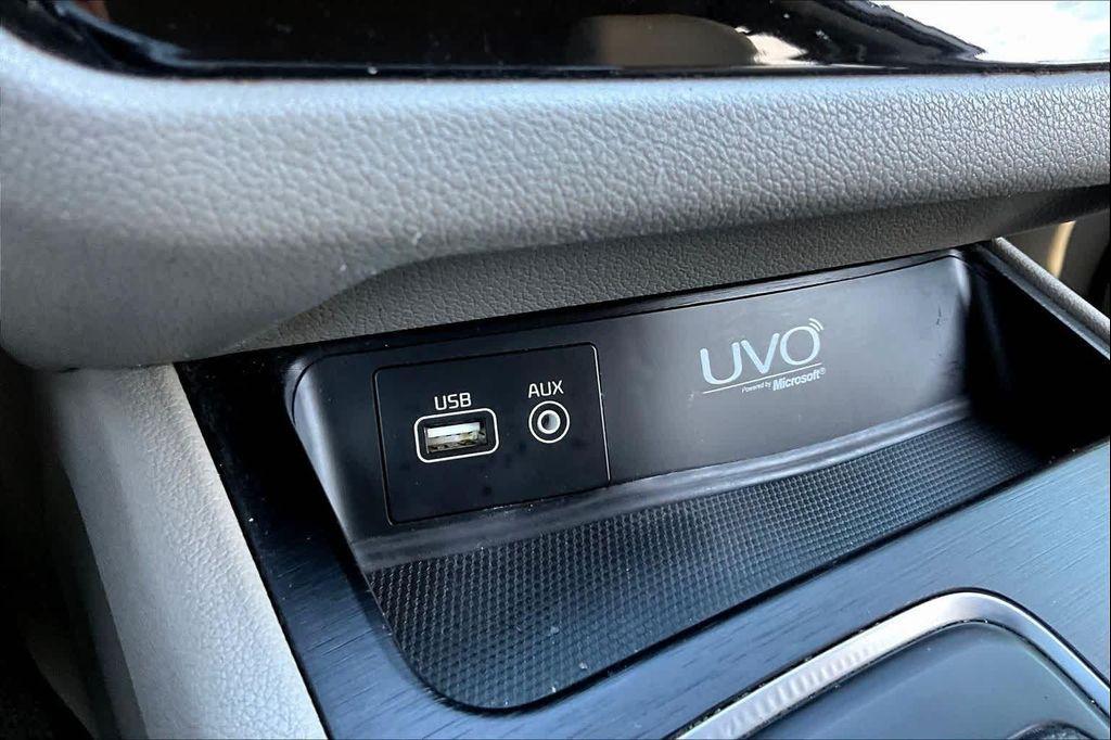 used 2015 Kia Sedona car, priced at $8,593