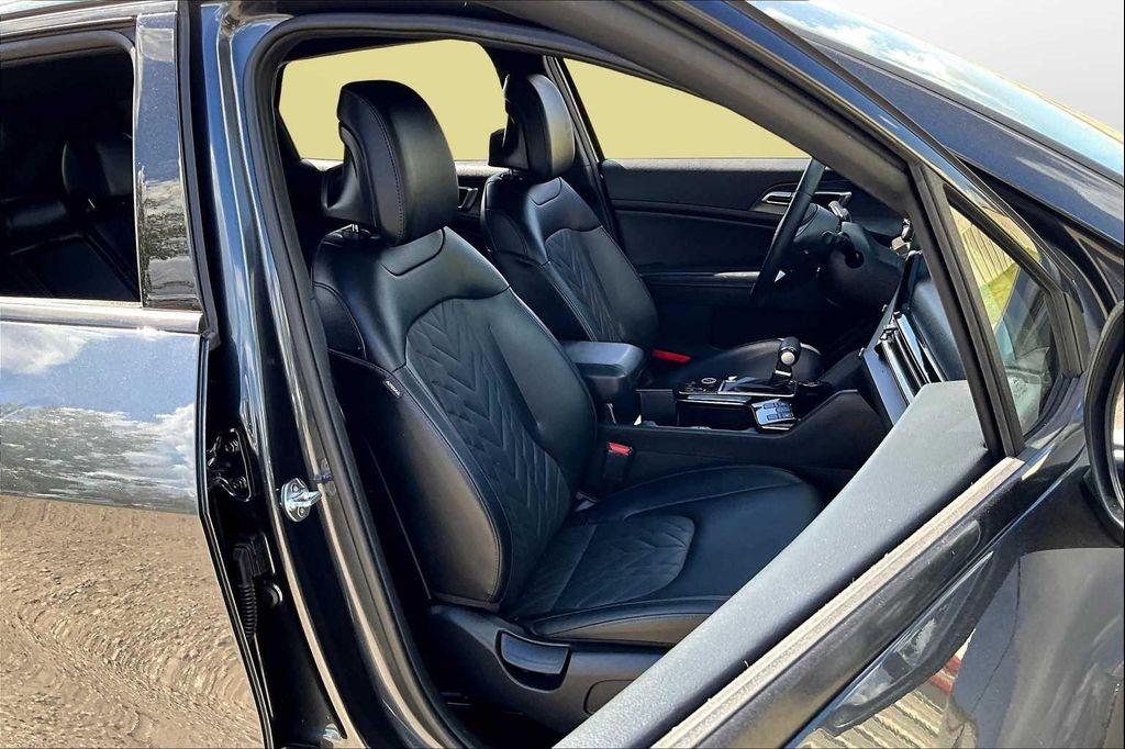 used 2024 Kia Sportage car, priced at $27,250